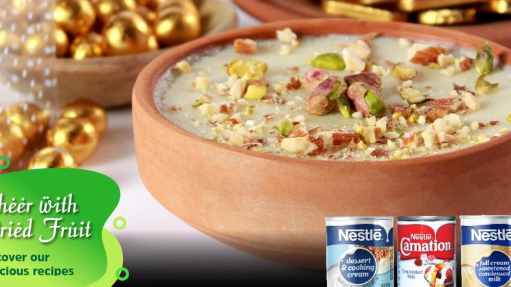 Kheer orné de fruits secs