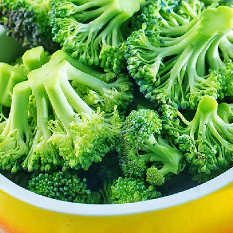 BUYING AND STORING BROCCOLI